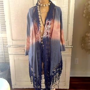 Gimmicks by BKE Cardigan BOHO